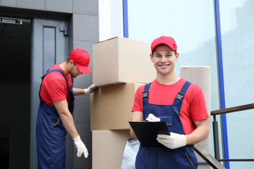 Sturdy packing boxes and moving supplies in Bethnalgreen