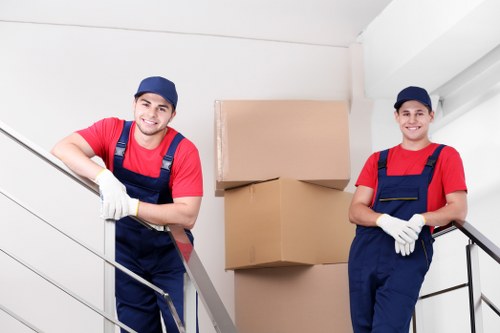 Secure storage and packing support for removals in Bethnal Green