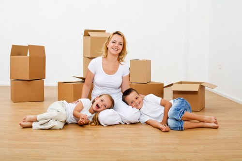 Manual handling with protective equipment during a move