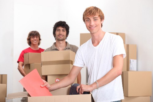 Experienced removalists navigating a residential street in Bethnalgreen